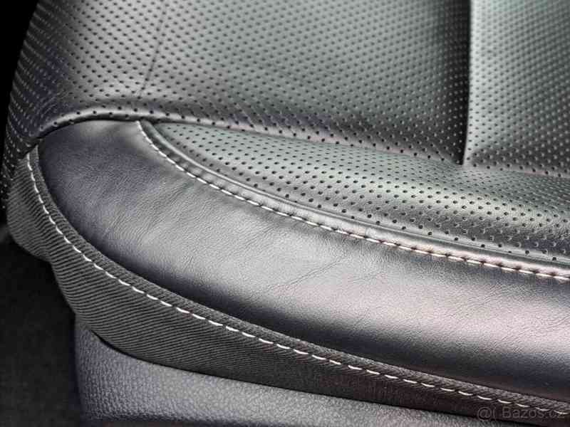 Mercedes-Benz Třídy V 300d AMG Avantgarde - foto 9