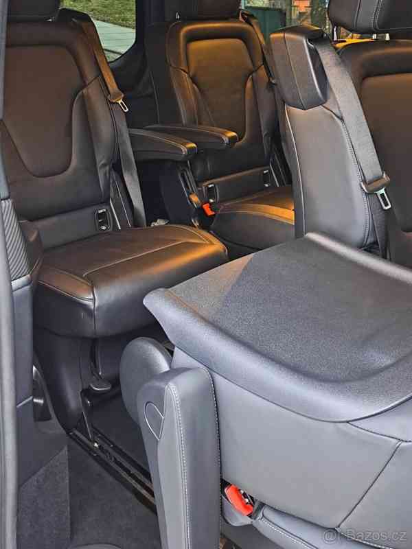 Mercedes-Benz Třídy V 300d AMG Avantgarde - foto 17