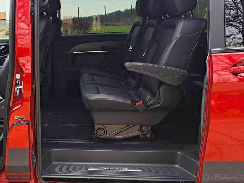Mercedes-Benz Třídy V 300d AMG Avantgarde - foto 14
