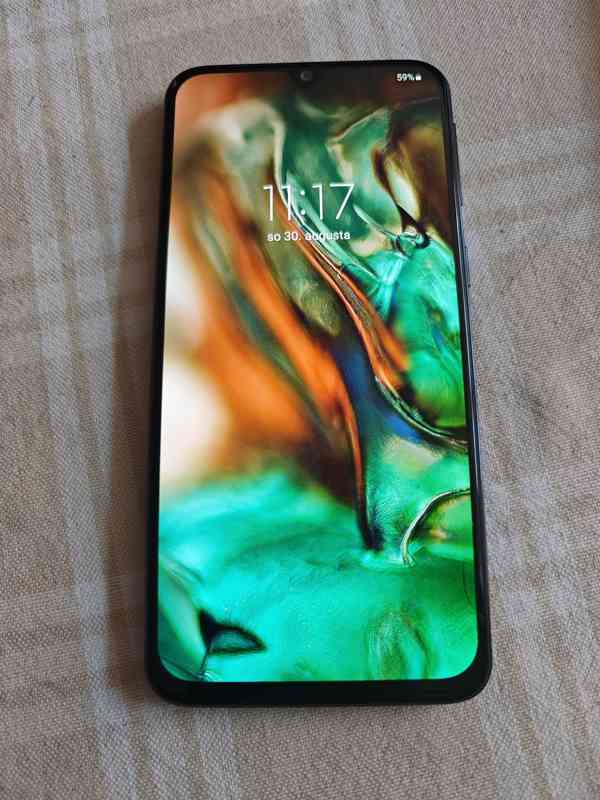 Samsung Galaxy A40 6/64GB - foto 4