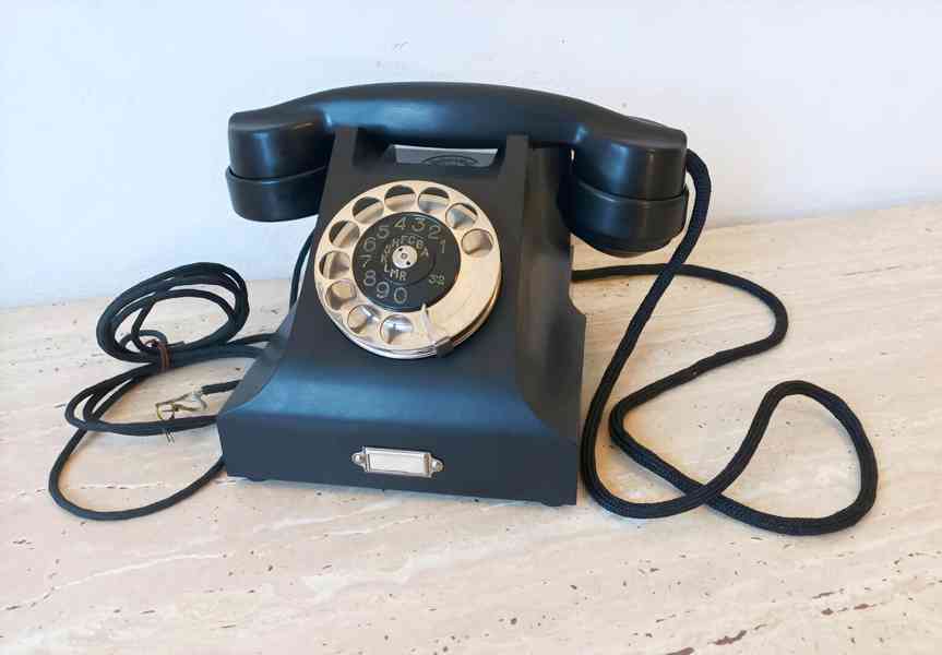 Starožitný telefon Prchal – Ericsson, rok 1936/1939, krásný 