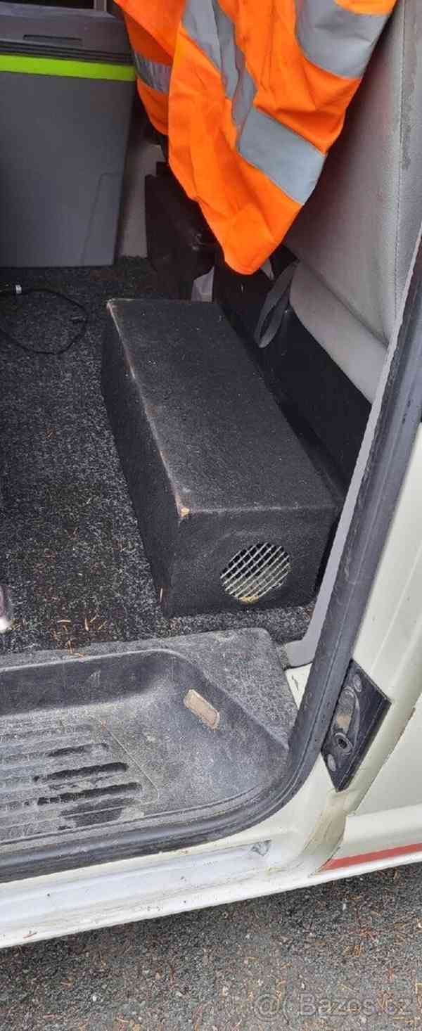 Volkswagen Transporter 2,5   T5 - foto 8