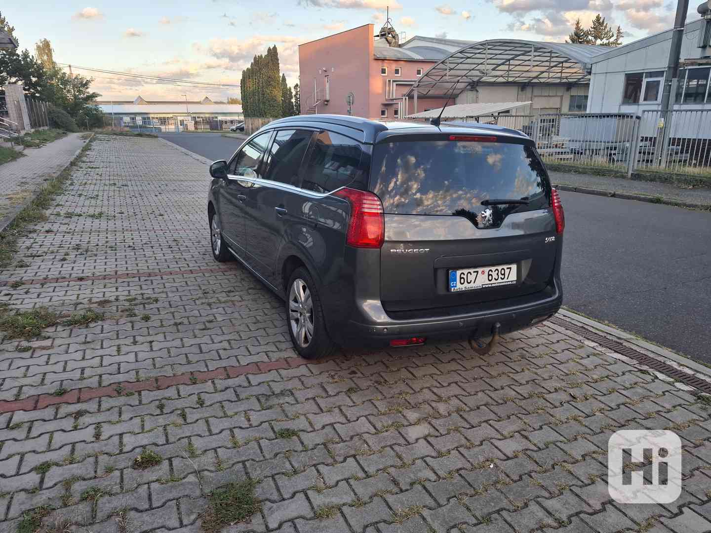 Peugeot 5008 1.6hdi  - foto 1