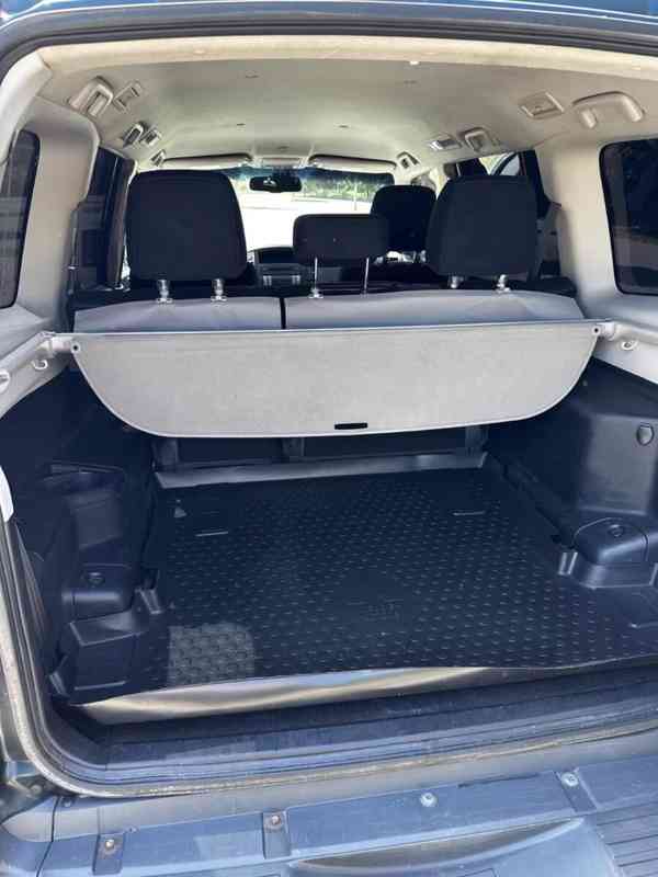 Mitsubishi Pajero 3,2 DI-D Intense 147kw - foto 6