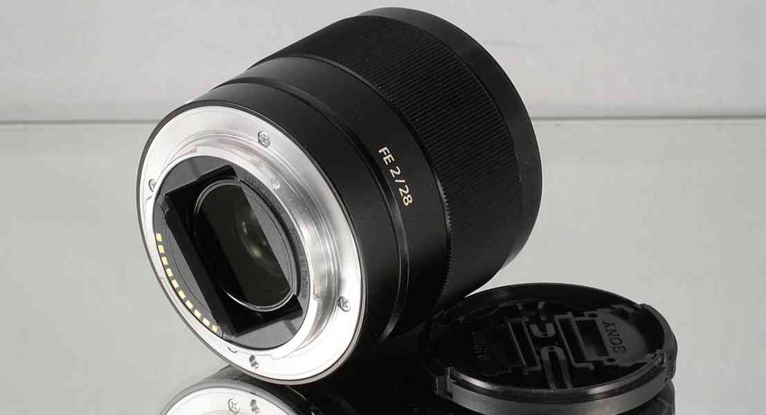 Sony FE 28mm F2  **Full-frame*širokoúhlý*E mount - foto 2