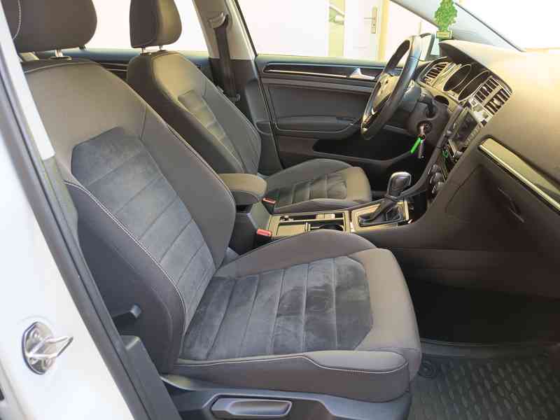 VOLKSWAGEN Golf Variant 1,4TGI Bluemotion ČR  - foto 7