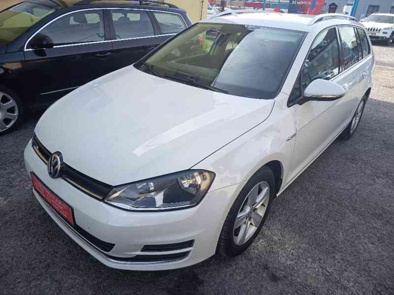 VOLKSWAGEN Golf Variant 1,4TGI Bluemotion ČR  - foto 21