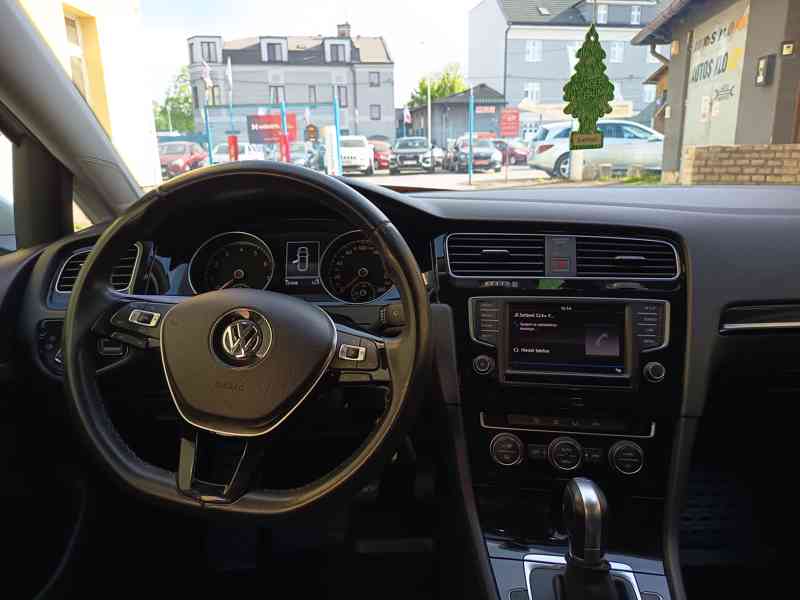 VOLKSWAGEN Golf Variant 1,4TGI Bluemotion ČR  - foto 18