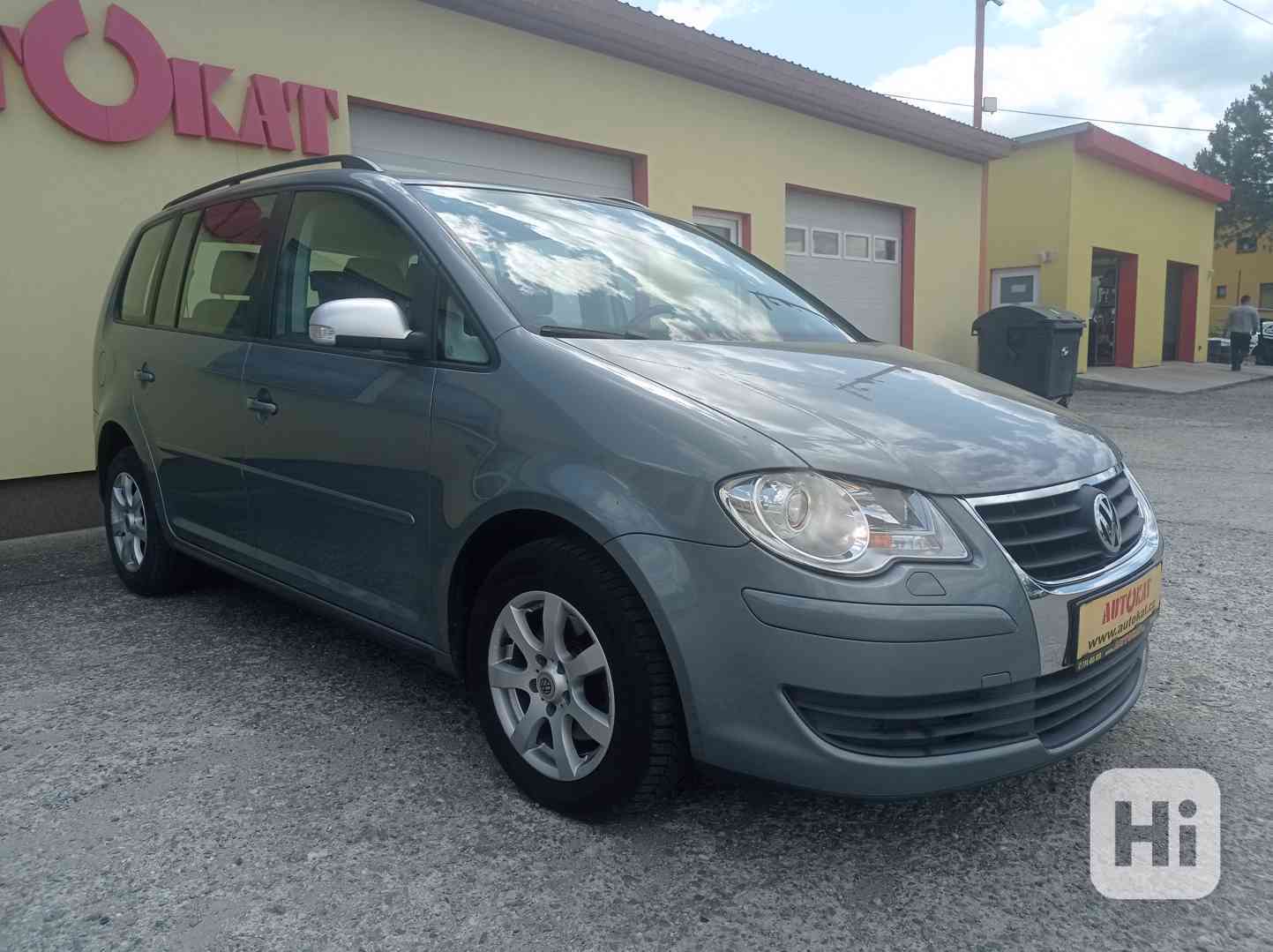 Volkswagen Touran 2.0 TDI 103kW/DSG/Tažné/Výhřev - foto 1