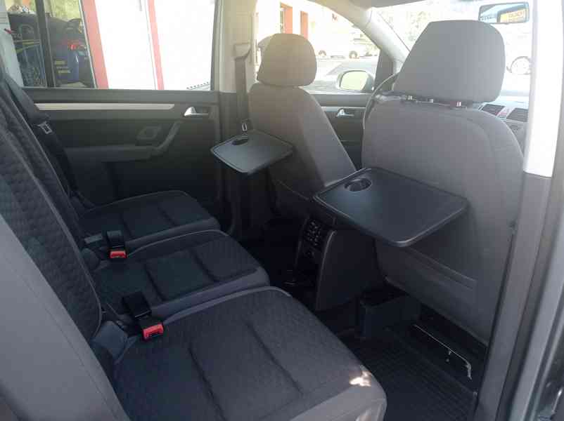 Volkswagen Touran 2.0 TDI 103kW/DSG/Tažné/Výhřev - foto 18