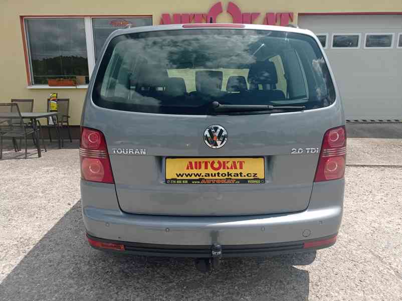 Volkswagen Touran 2.0 TDI 103kW/DSG/Tažné/Výhřev - foto 4