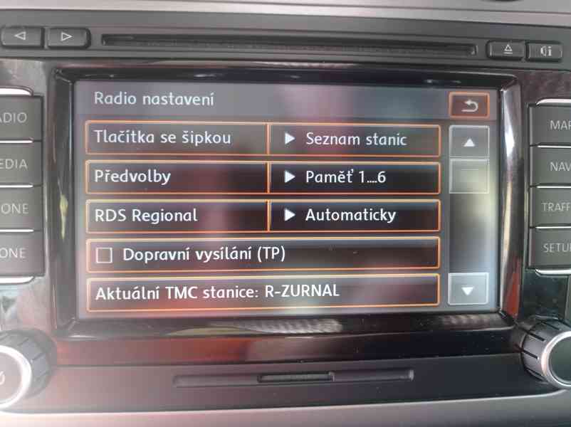 Volkswagen Touran 2.0 TDI 103kW/DSG/Tažné/Výhřev - foto 29