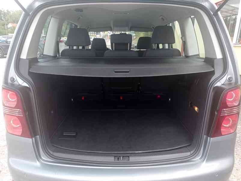 Volkswagen Touran 2.0 TDI 103kW/DSG/Tažné/Výhřev - foto 12