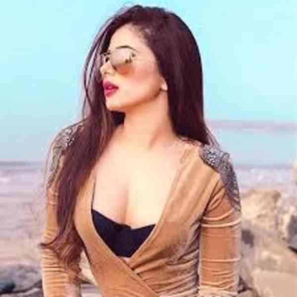 Karachi Call Girls Service 03280833300 Virgin Escorts