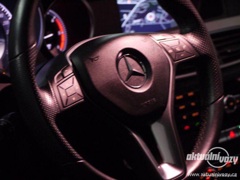 Mercedes-Benz Třídy C 2.0, nafta, r.v. 2012, navigace, kůže - foto 2