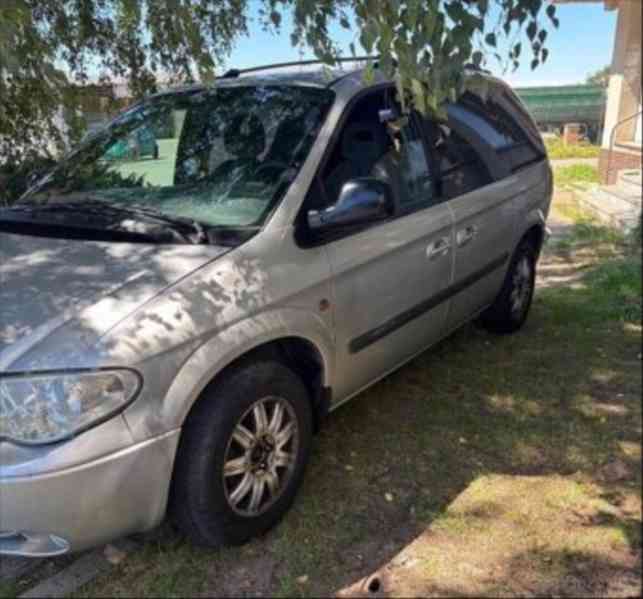 Chrysler Voyager 2,8   CRD AUTOMAT,tažné, 6 křesel - foto 14