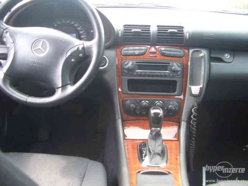 Mercedes Benz C 200 T CDI - foto 9