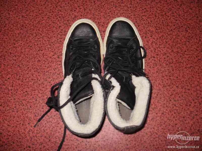 Prodám zimní pánskou obuv Converse - foto 1