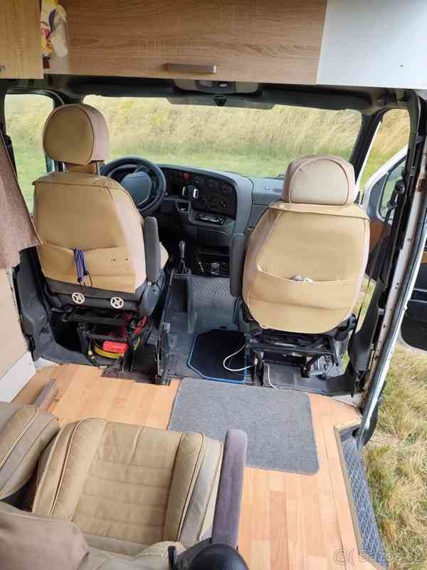 Iveco Daily Obytná dodávka - foto 13