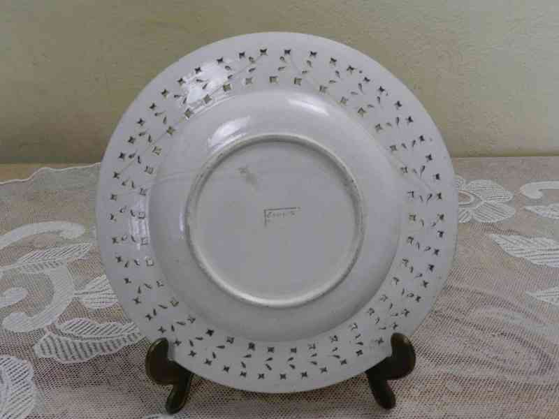 Vzácný kameninový prolamovaný Talíř Tanawa Ždánov - foto 3