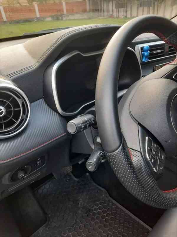 MG ZS 1,0   Exklusive, automat, možný odpo - foto 13