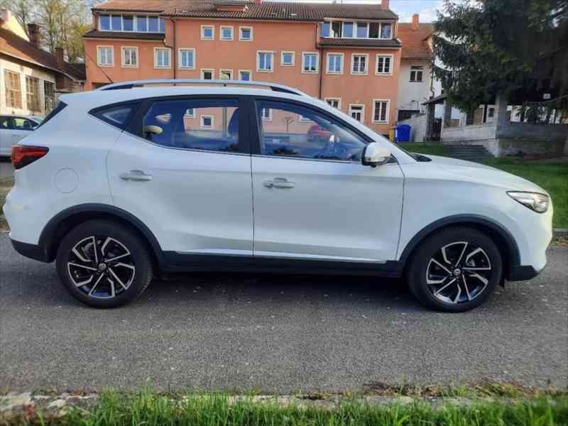 MG ZS 1,0   Exklusive, automat, možný odpo - foto 16