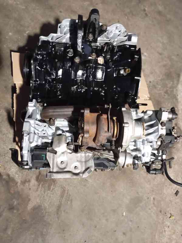 motor M9R J 845 - foto 2
