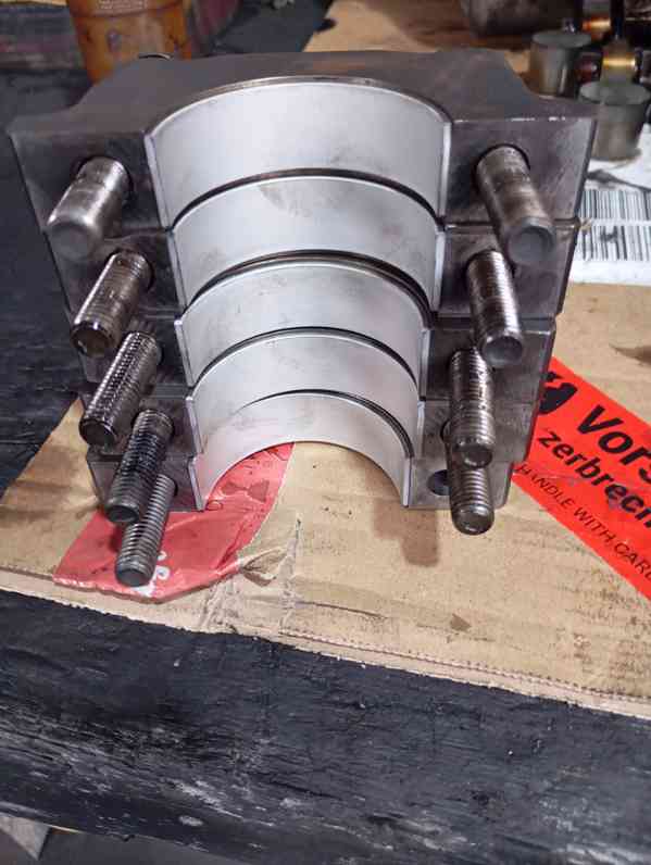 motor M9R J 845 - foto 7