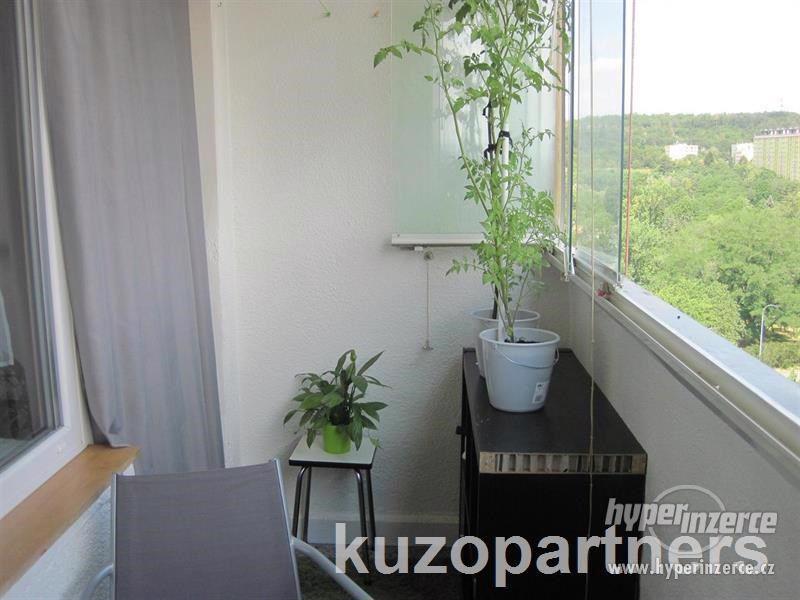 Pronájem slunného bytu 1+kk/L, 27 m2, Praha 8 - Kobylisy - foto 10