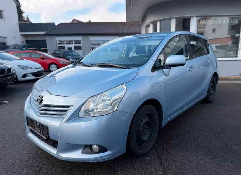 Toyota Verso 1,8i Executive benzín 108kw - foto 18