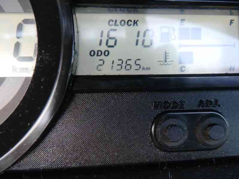 Kymco Xciting 400i ABS - foto 29