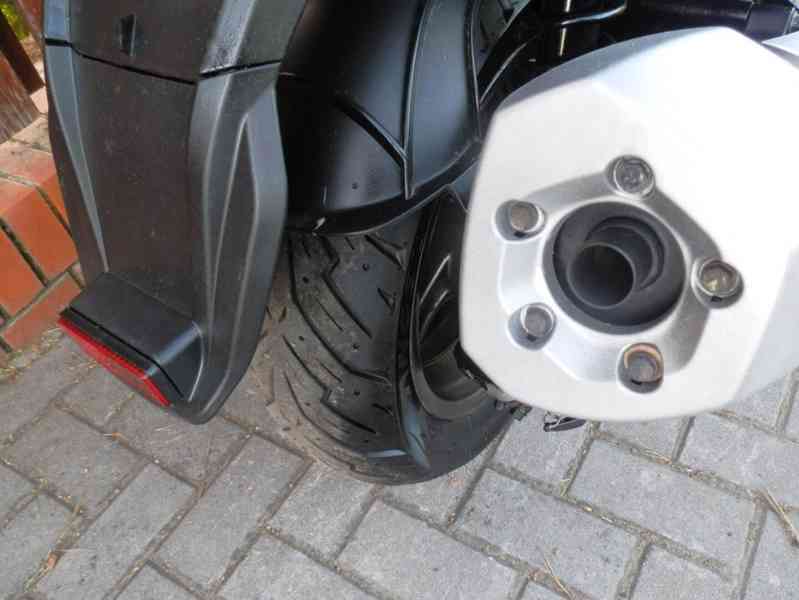Kymco Xciting 400i ABS - foto 8