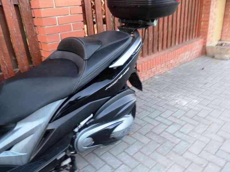 Kymco Xciting 400i ABS - foto 38