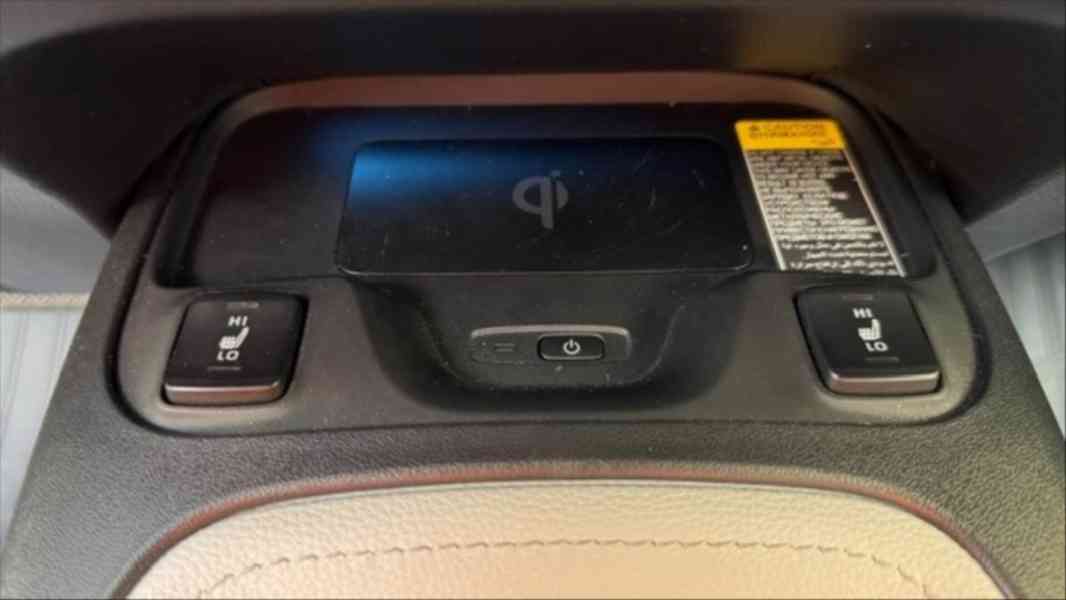 Toyota Corolla 1,8   TS 1,8 hybrid + LPG - foto 10