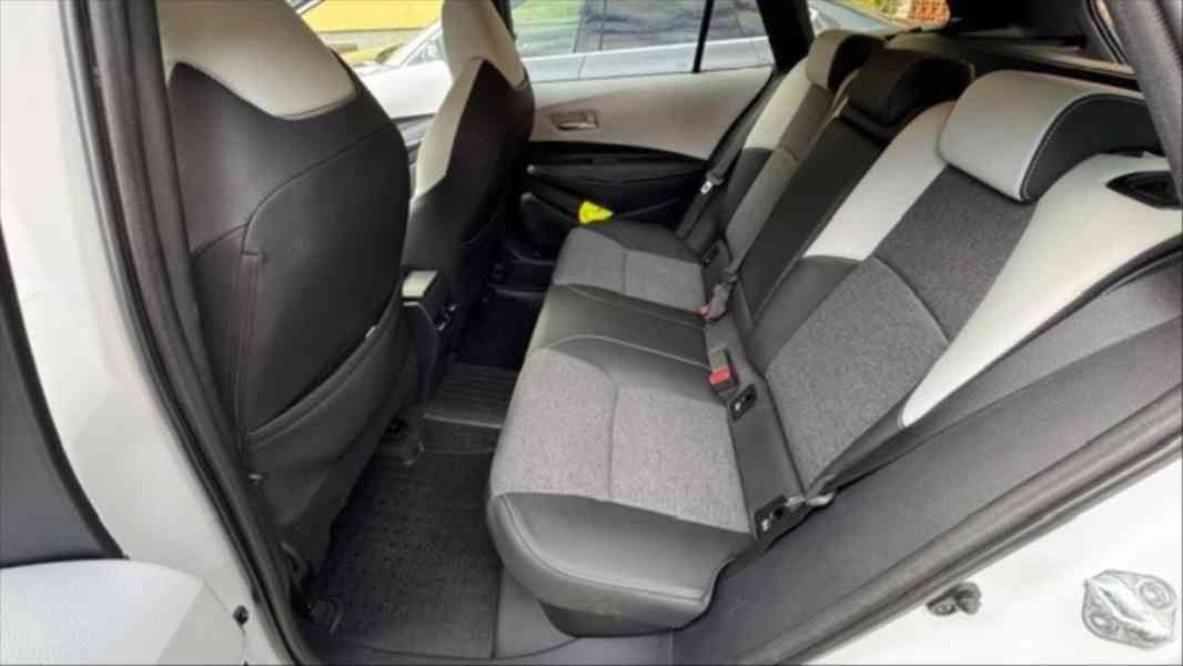 Toyota Corolla 1,8   TS 1,8 hybrid + LPG - foto 7