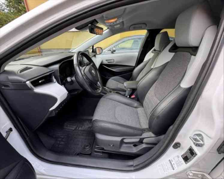 Toyota Corolla 1,8   TS 1,8 hybrid + LPG - foto 11
