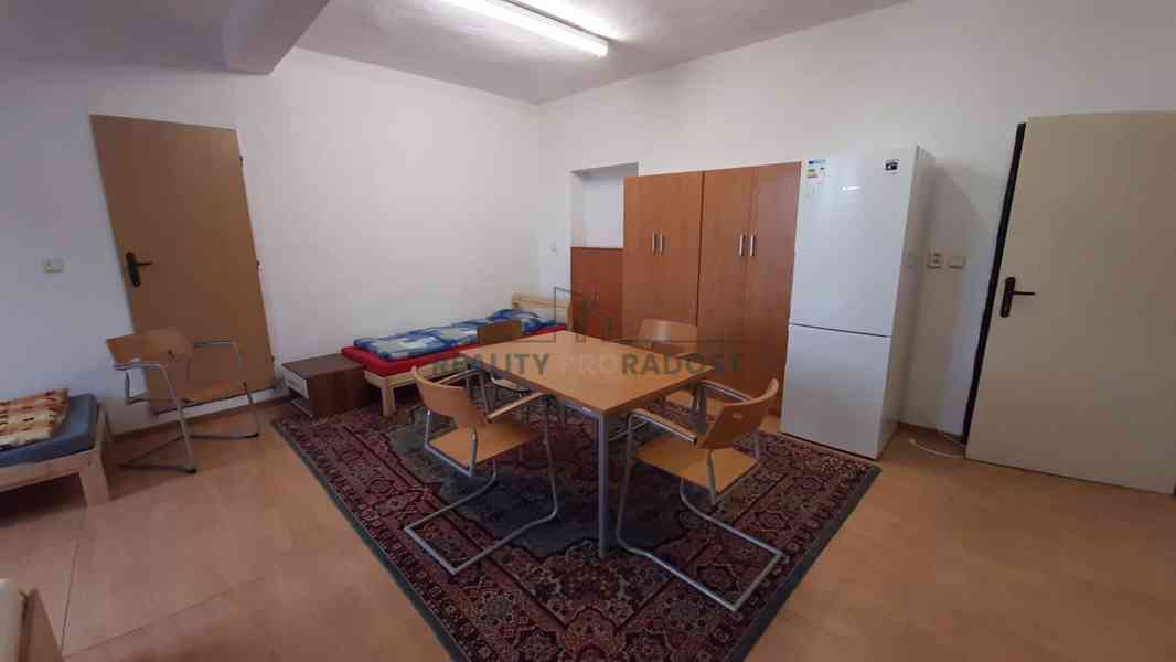 PRONÁJEM BYTU 1+KK 52m2 - VESELICE - VAVŘINEC   - foto 7