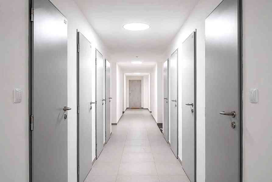 Pronajmu novostavbu  2+kk  Slavkov u Brna,  62 m2. - foto 23