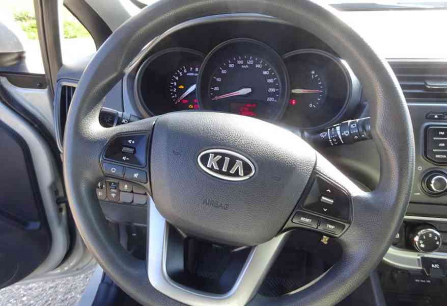 Kia Rio 1.4i r.v.2012 (80 kw) Koupeno v ČR  - foto 8