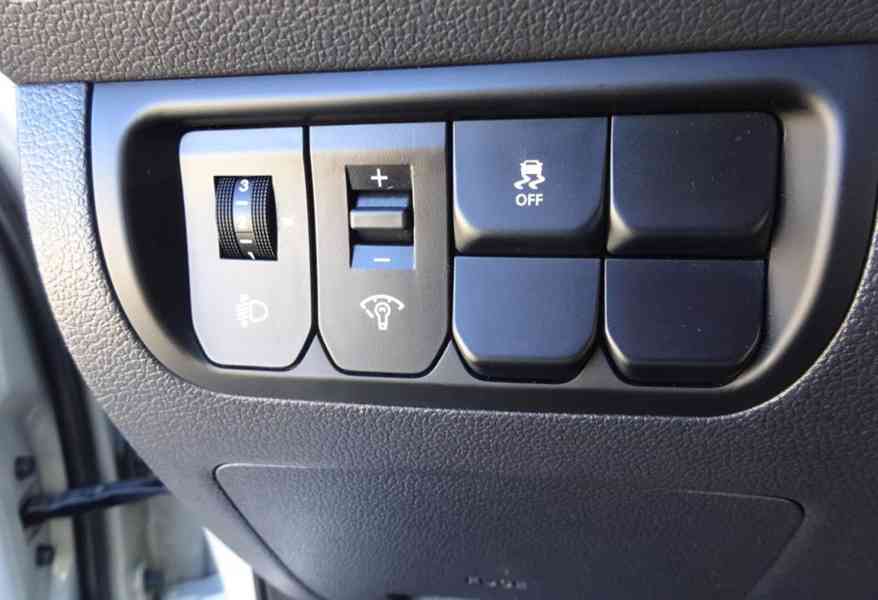 Kia Rio 1.4i r.v.2012 (80 kw) Koupeno v ČR  - foto 12