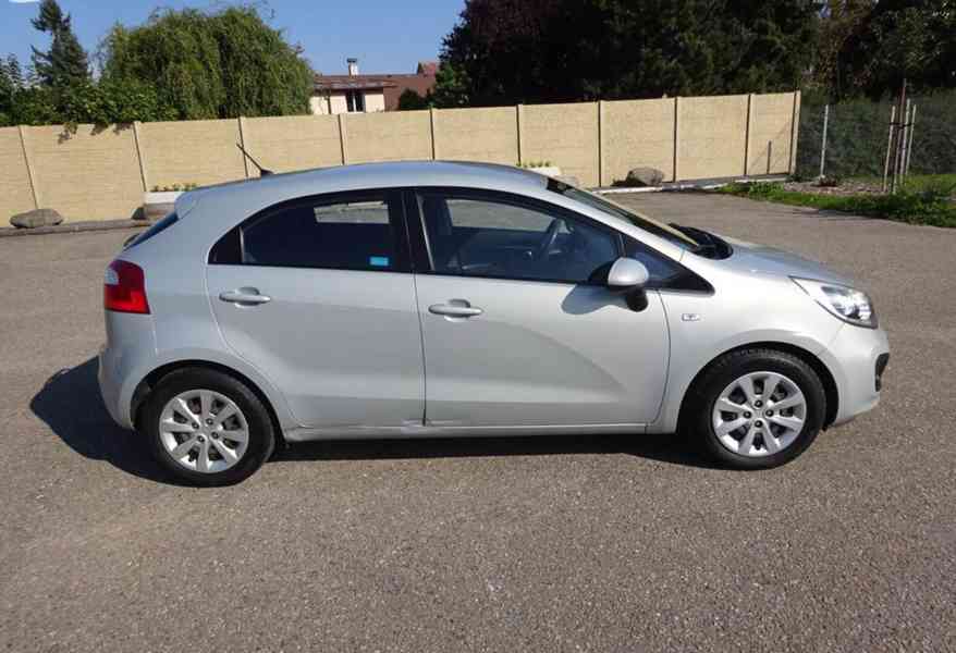 Kia Rio 1.4i r.v.2012 (80 kw) Koupeno v ČR  - foto 3