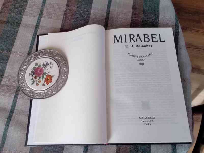 Mirabel - historický román - foto 2