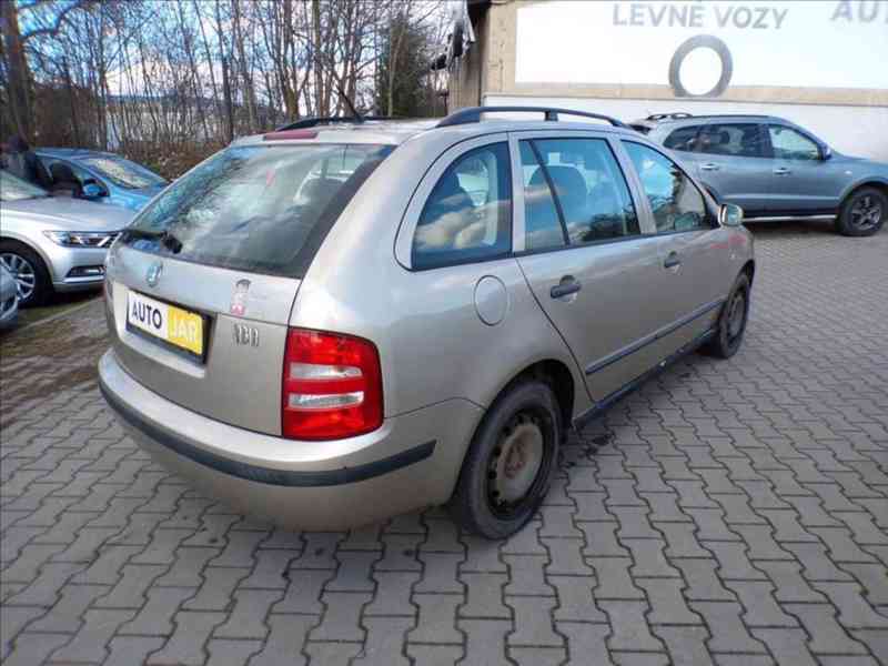 Škoda Fabia 1,4 16V - foto 4