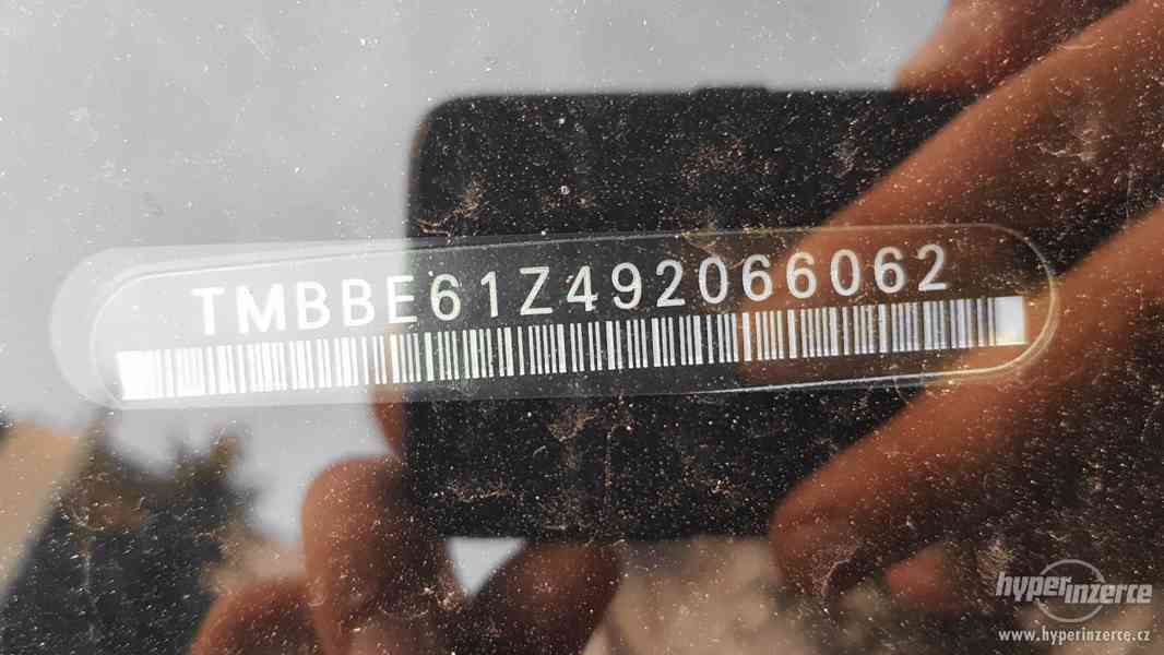 Škoda Octavia II 2.0TDi - foto 8