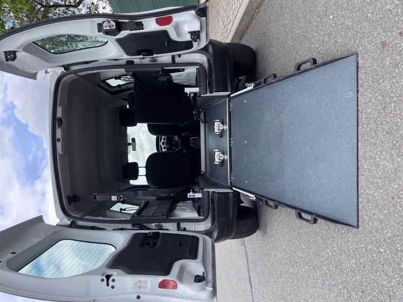 Renault Kangoo pro převoz vozíčkáře - foto 5