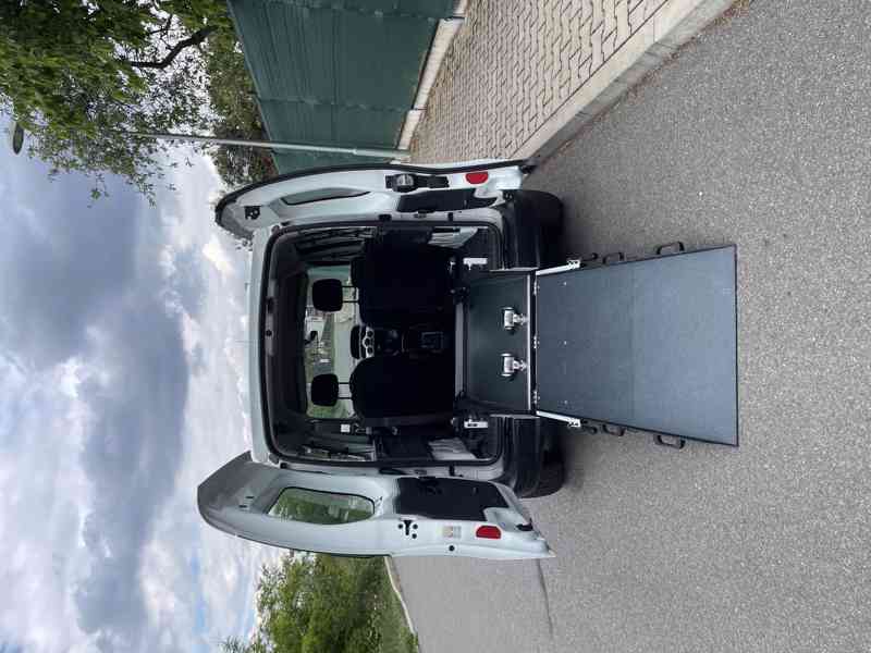 Renault Kangoo pro převoz vozíčkáře - foto 4