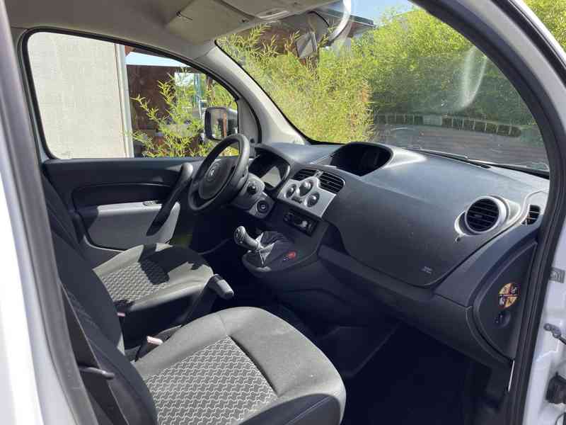 Renault Kangoo pro převoz vozíčkáře - foto 9