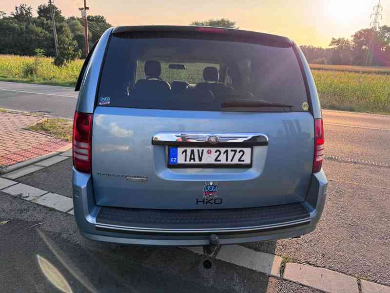 Chrysler Town Country 3,3 RT 2008 - foto 5