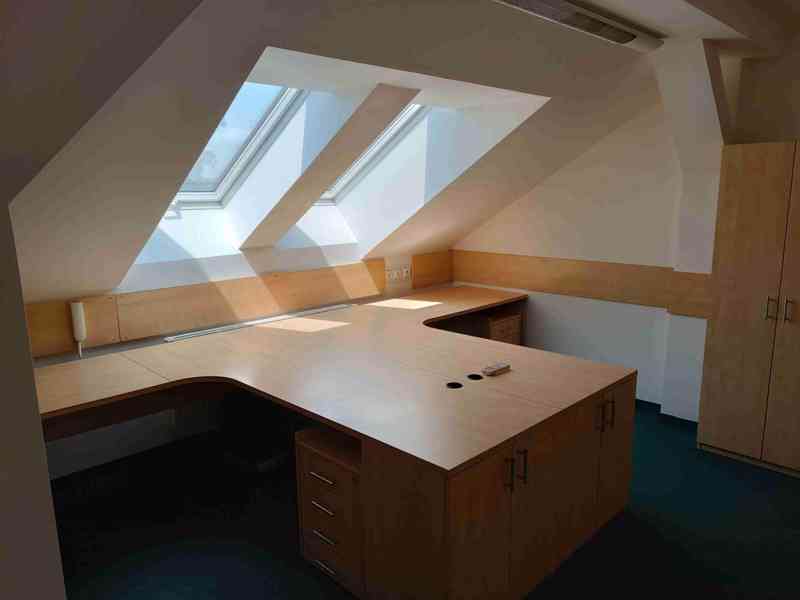 Pronájem kanceláře 22,81 m2 (Ostrava) - foto 3