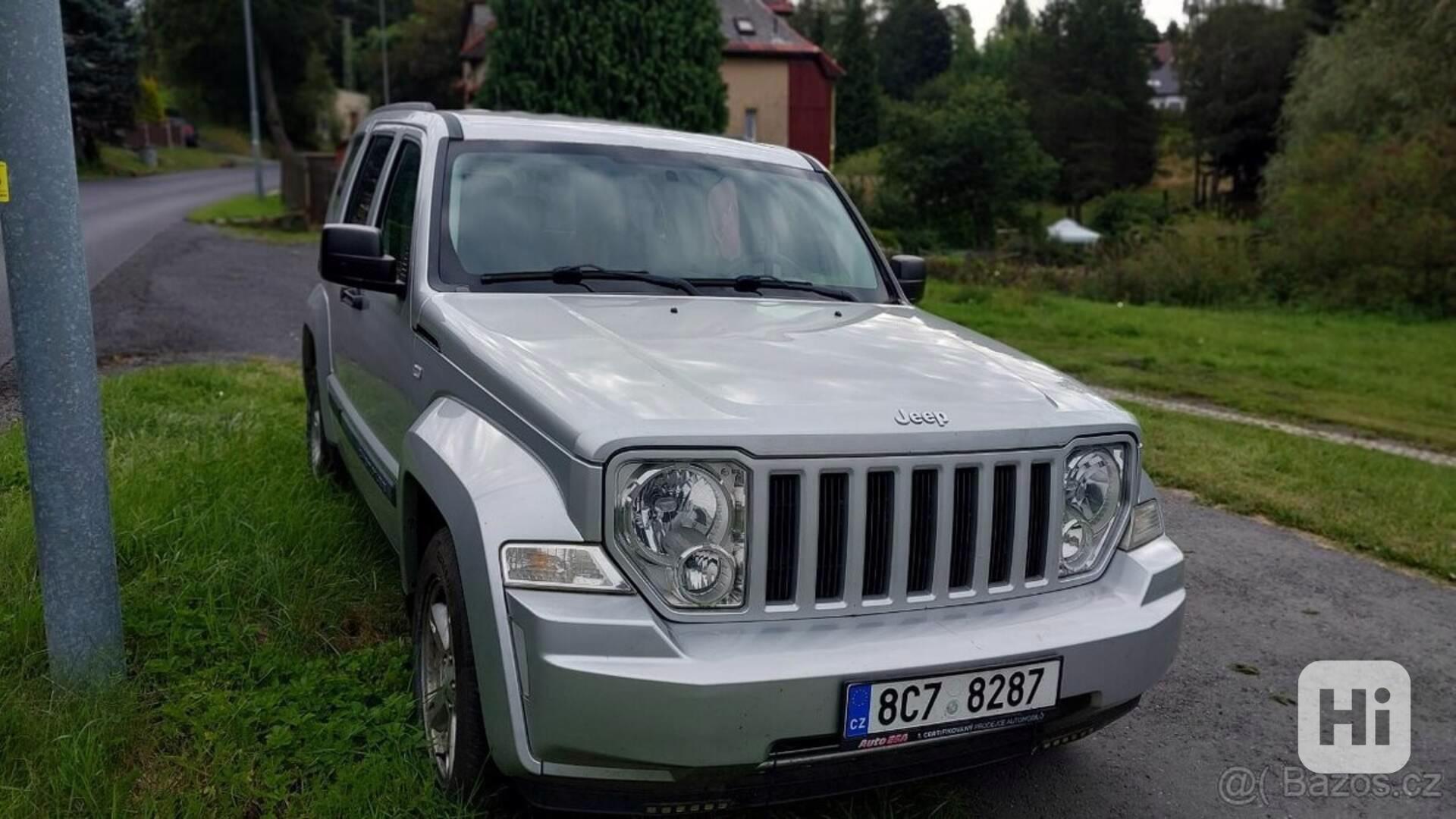 Jeep Cherokee 2,8 - foto 1